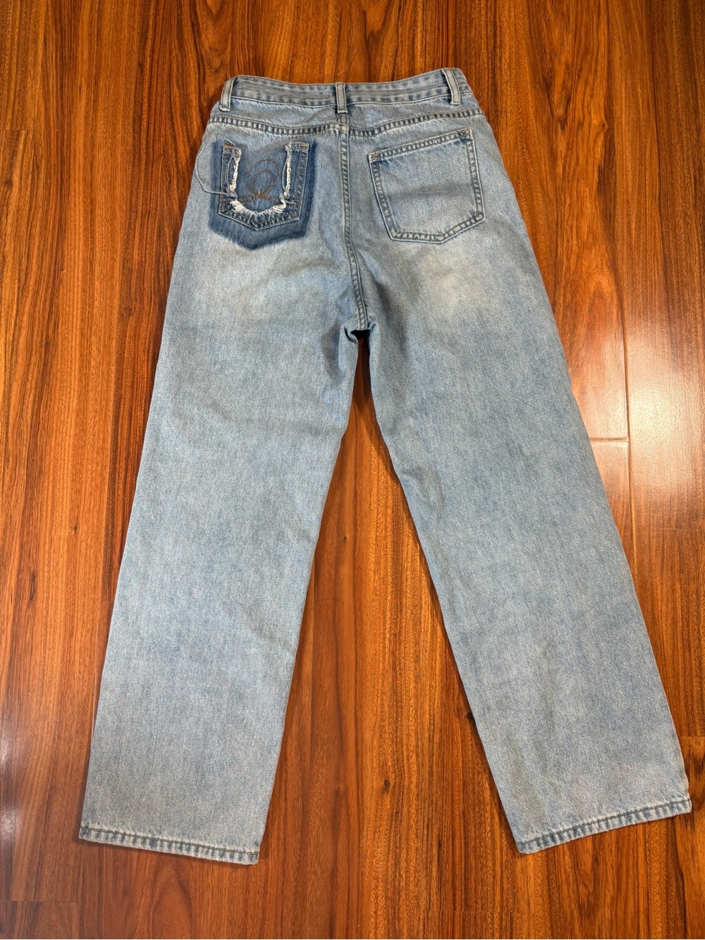 Light Wash High-Rise Straight Jeans - Size 25 - Picture 2 of 15